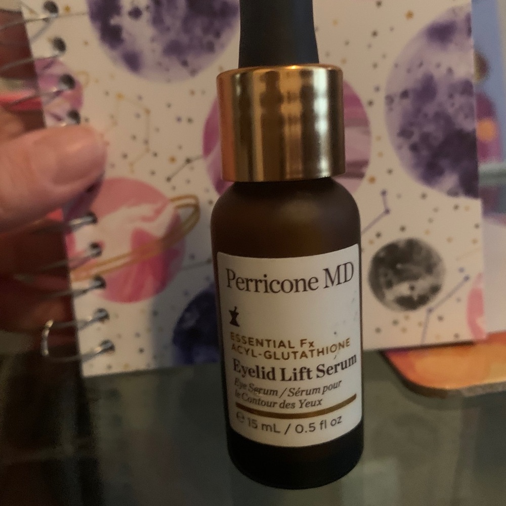 Perricone md eyelid lift serum essential fx